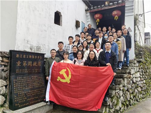 50岁的妈妈出现失眠多梦、盗汗潮热，这是更年期的表现吗？游戏画面